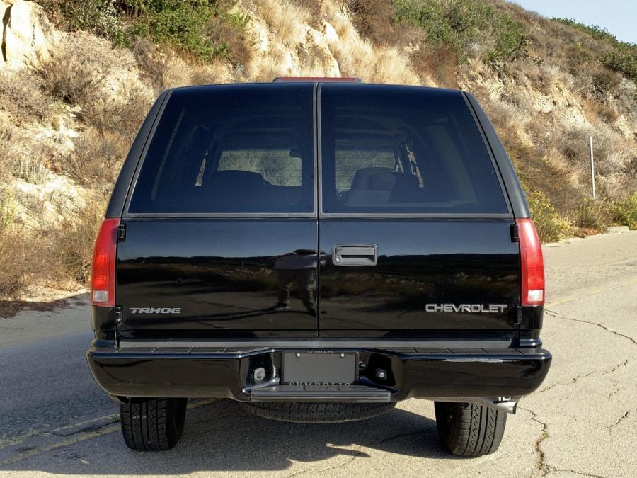  Chevrolet Tahoe Limited (GMT840) 2000 года  (фото 10 из 233)